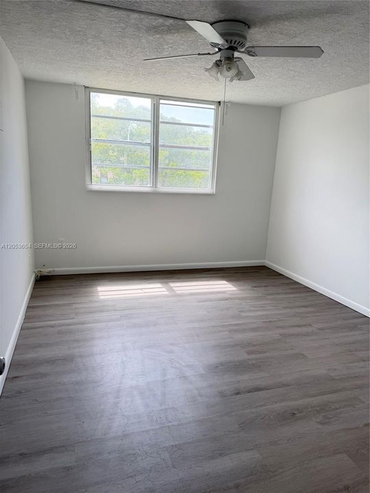 В аренду: $2,400 (2 спален, 2 ванн, 1178 Квадратных фут)