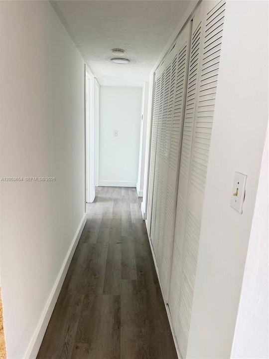 В аренду: $2,400 (2 спален, 2 ванн, 1178 Квадратных фут)
