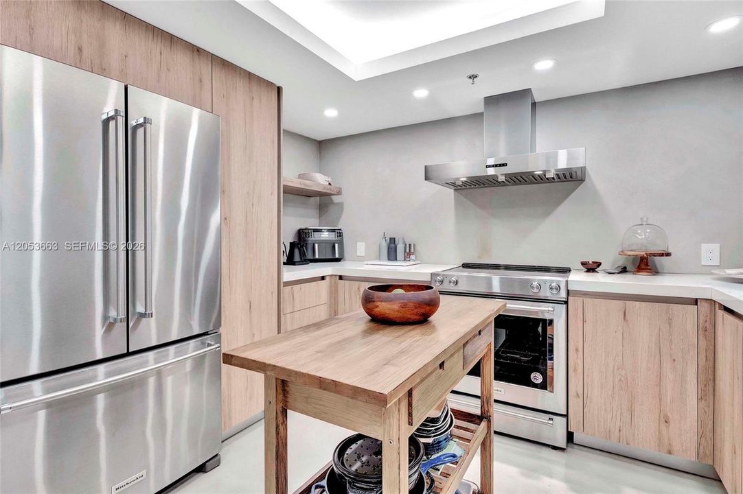 В аренду: $6,000 (2 спален, 2 ванн, 1316 Квадратных фут)