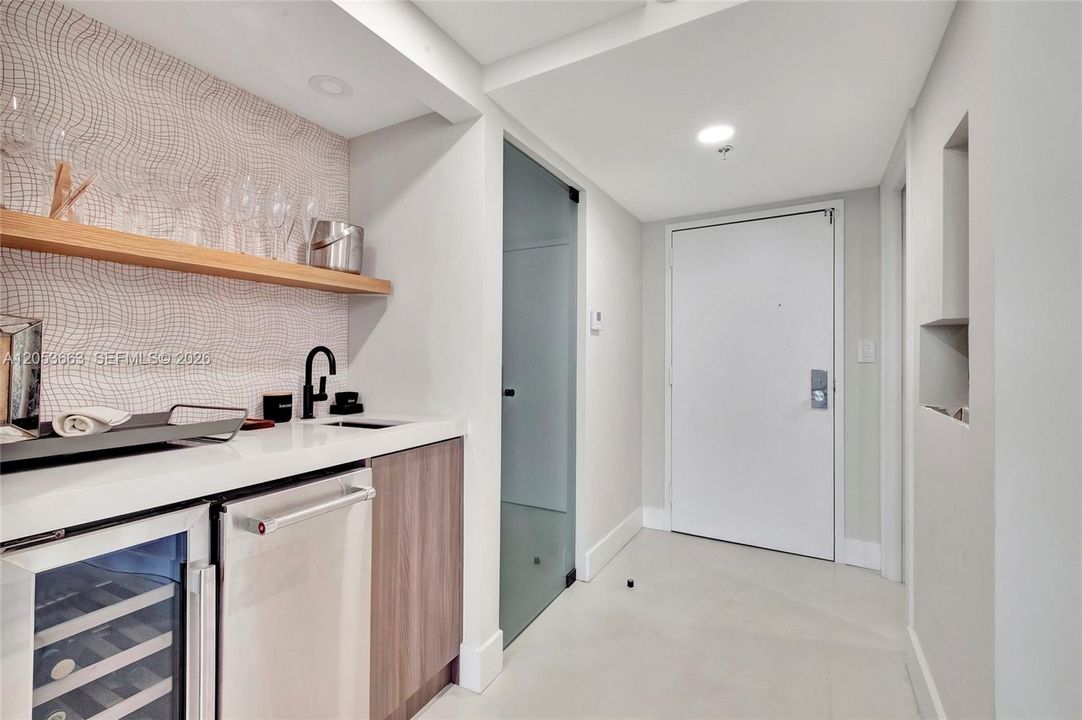В аренду: $6,000 (2 спален, 2 ванн, 1316 Квадратных фут)