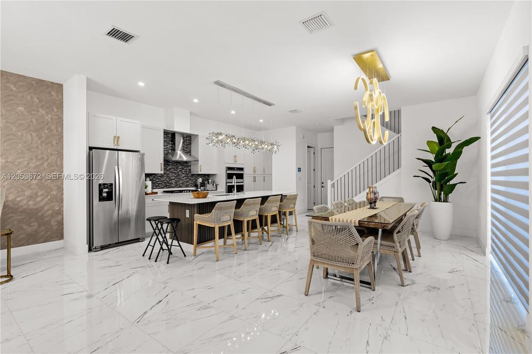 For Rent: $6,550 (3 beds, 2 baths, 2158 Square Feet)