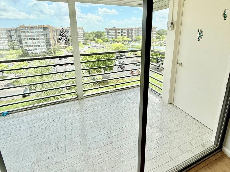 1300 Saint Charles 706 14