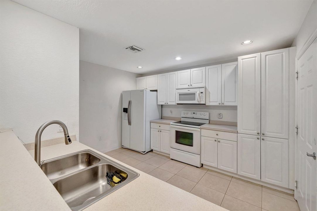 12-web-or-mls-632A7275