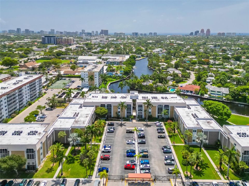 For Sale: $149,000 (1 beds, 1 baths, 600 Square Feet)