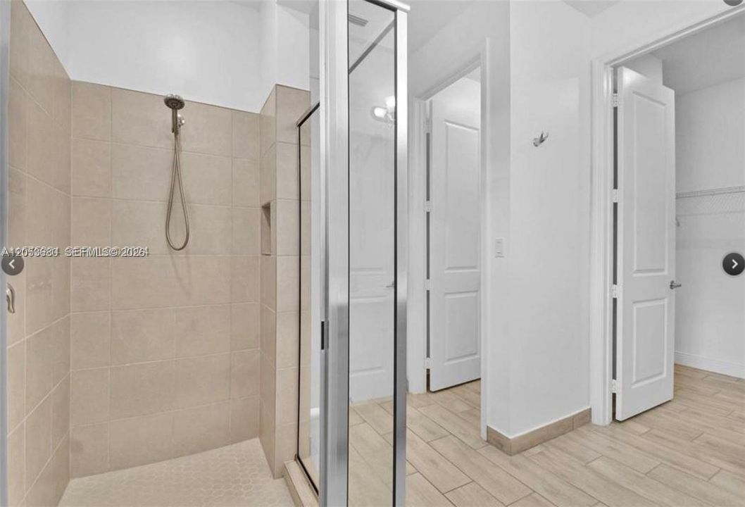 В аренду: $3,600 (3 спален, 2 ванн, 1590 Квадратных фут)