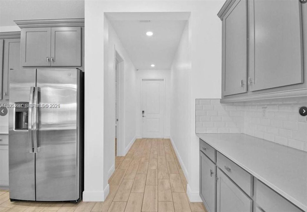 В аренду: $3,600 (3 спален, 2 ванн, 1590 Квадратных фут)