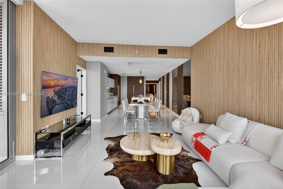 En Venta: $2,225,000 (3 camas, 4 baños, 2204 Pies cuadrados)