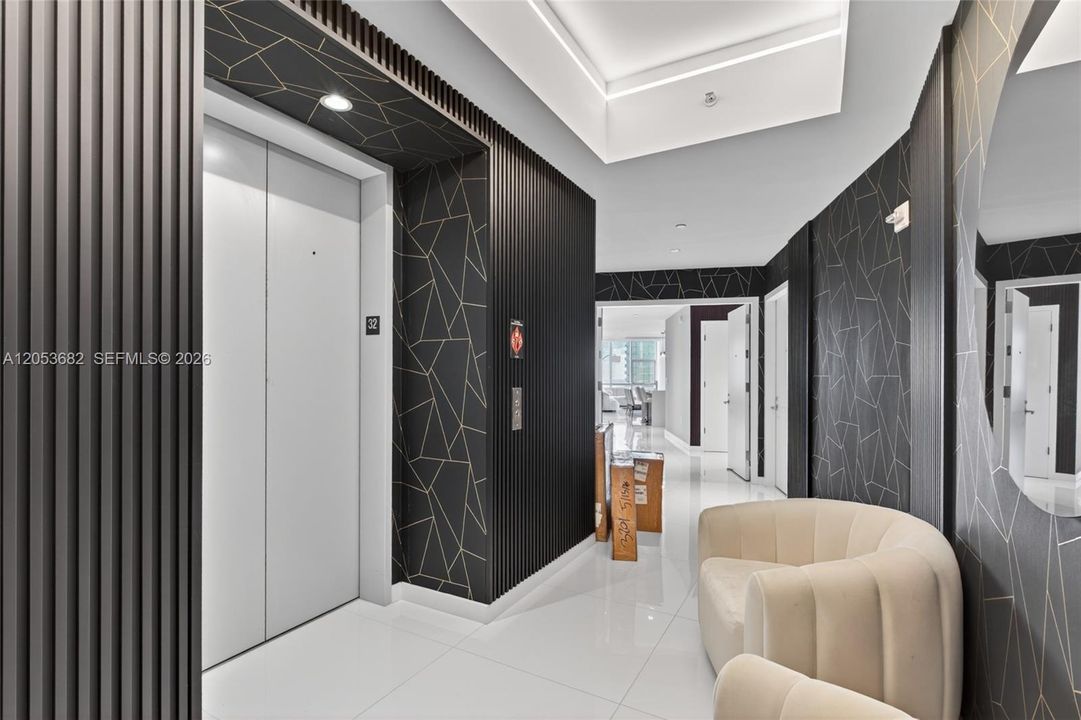 En Venta: $2,225,000 (3 camas, 4 baños, 2204 Pies cuadrados)