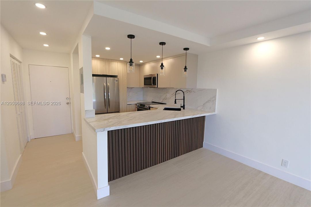В аренду: $1,995 (1 спален, 1 ванн, 605 Квадратных фут)