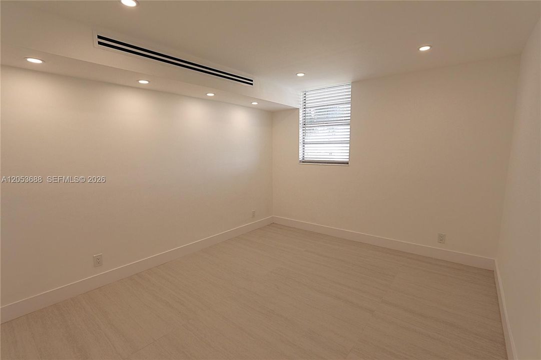 В аренду: $1,995 (1 спален, 1 ванн, 605 Квадратных фут)