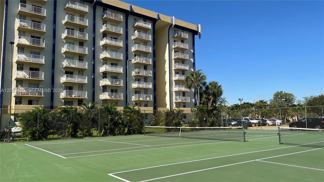 В аренду: $1,995 (1 спален, 1 ванн, 605 Квадратных фут)