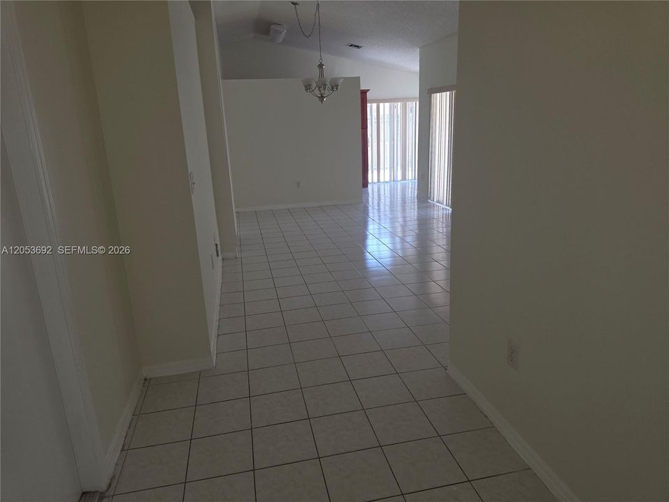 For Rent: $3,200 (3 beds, 2 baths, 1301 Square Feet)