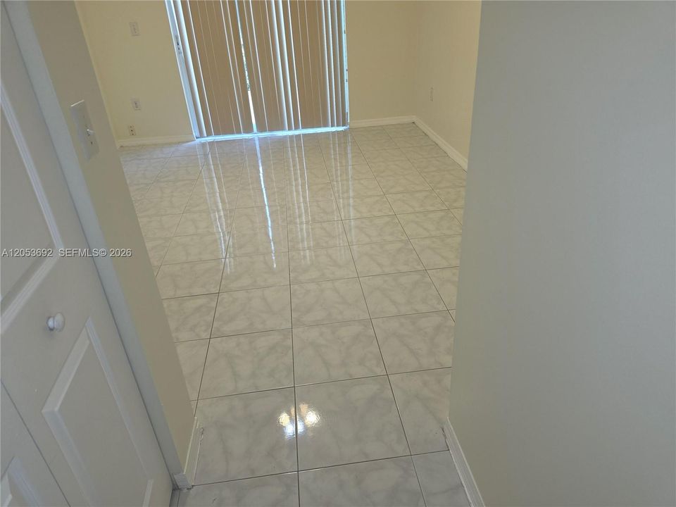 For Rent: $3,200 (3 beds, 2 baths, 1301 Square Feet)