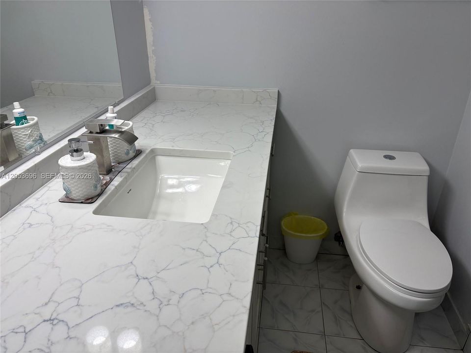 En Renta: $2,400 (2 camas, 2 baños, 1150 Pies cuadrados)