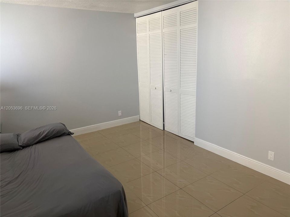 En Renta: $2,400 (2 camas, 2 baños, 1150 Pies cuadrados)