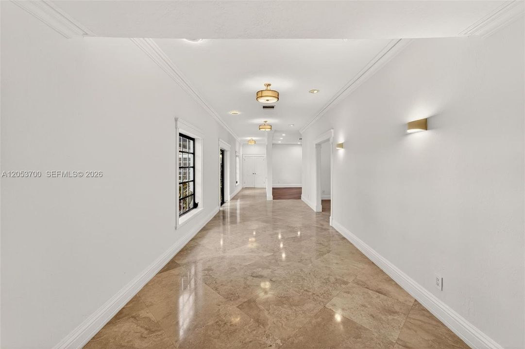 En Renta: $11,500 (4 camas, 4 baños, 4104 Pies cuadrados)