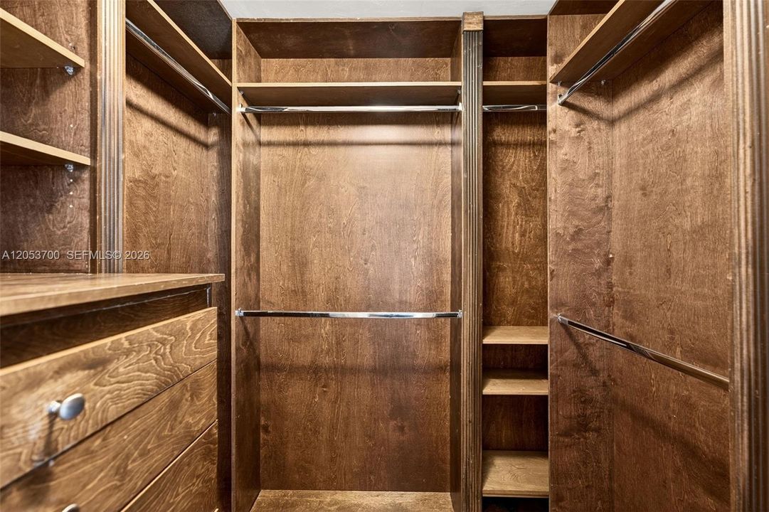 En Renta: $11,500 (4 camas, 4 baños, 4104 Pies cuadrados)