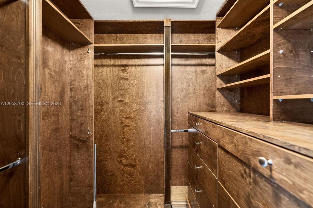 En Renta: $11,500 (4 camas, 4 baños, 4104 Pies cuadrados)