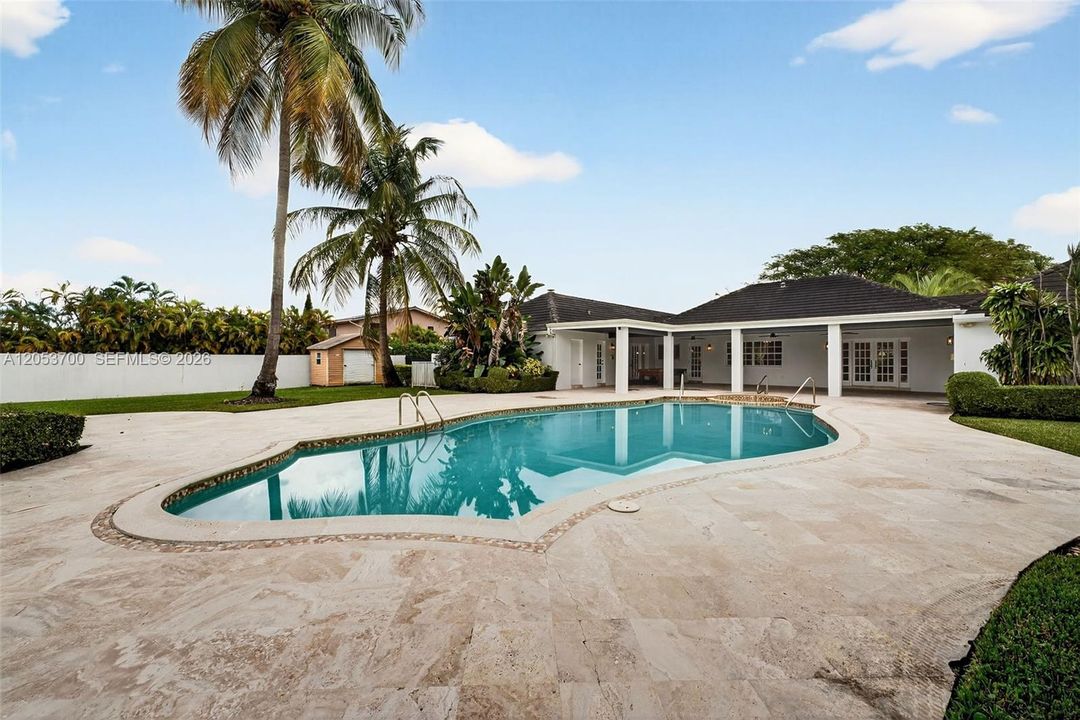 En Renta: $11,500 (4 camas, 4 baños, 4104 Pies cuadrados)