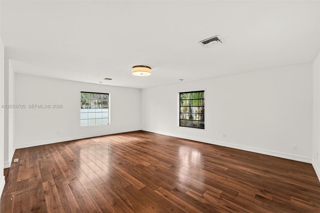 En Renta: $11,500 (4 camas, 4 baños, 4104 Pies cuadrados)