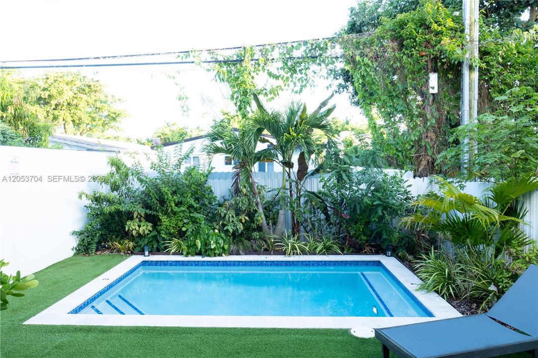 For Rent: $8,000 (3 beds, 4 baths, 5140 Square Feet)