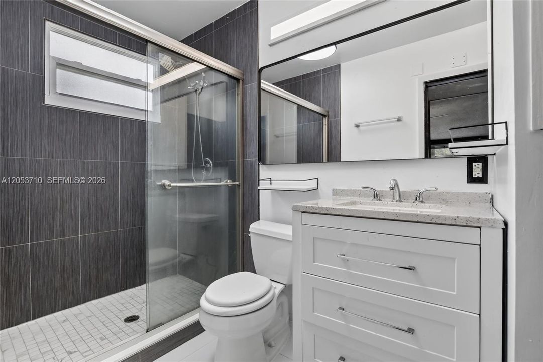 В аренду: $3,500 (3 спален, 3 ванн, 1238 Квадратных фут)