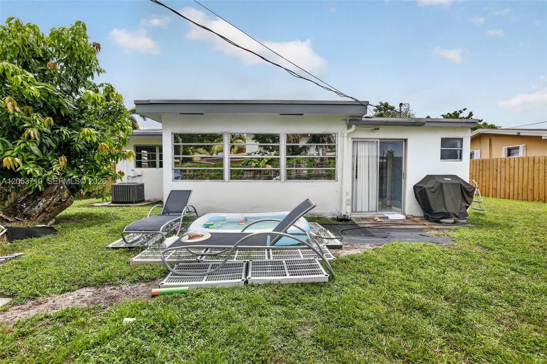 В аренду: $3,500 (3 спален, 3 ванн, 1238 Квадратных фут)