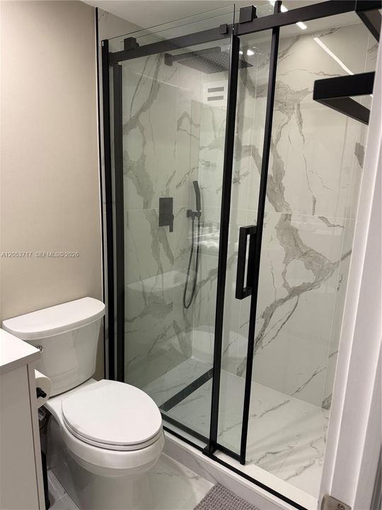 В аренду: $5,000 (2 спален, 1 ванн, 960 Квадратных фут)