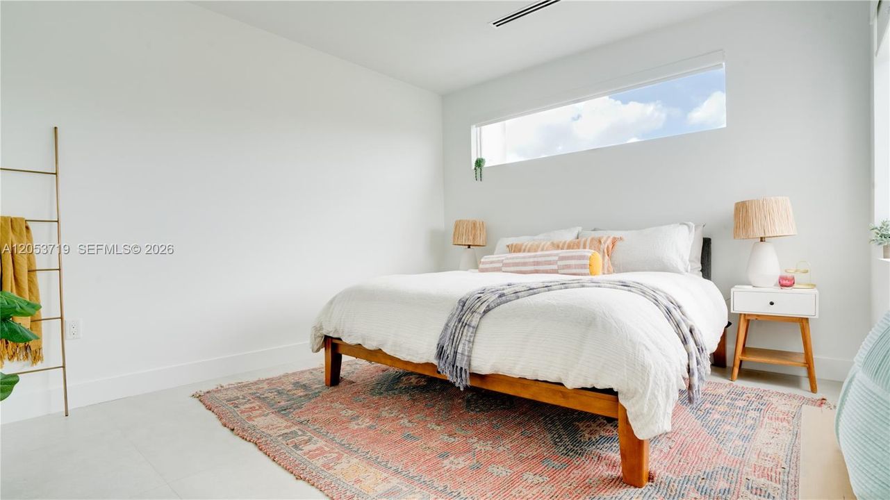 For Rent: $7,000 (3 beds, 4 baths, 5140 Square Feet)