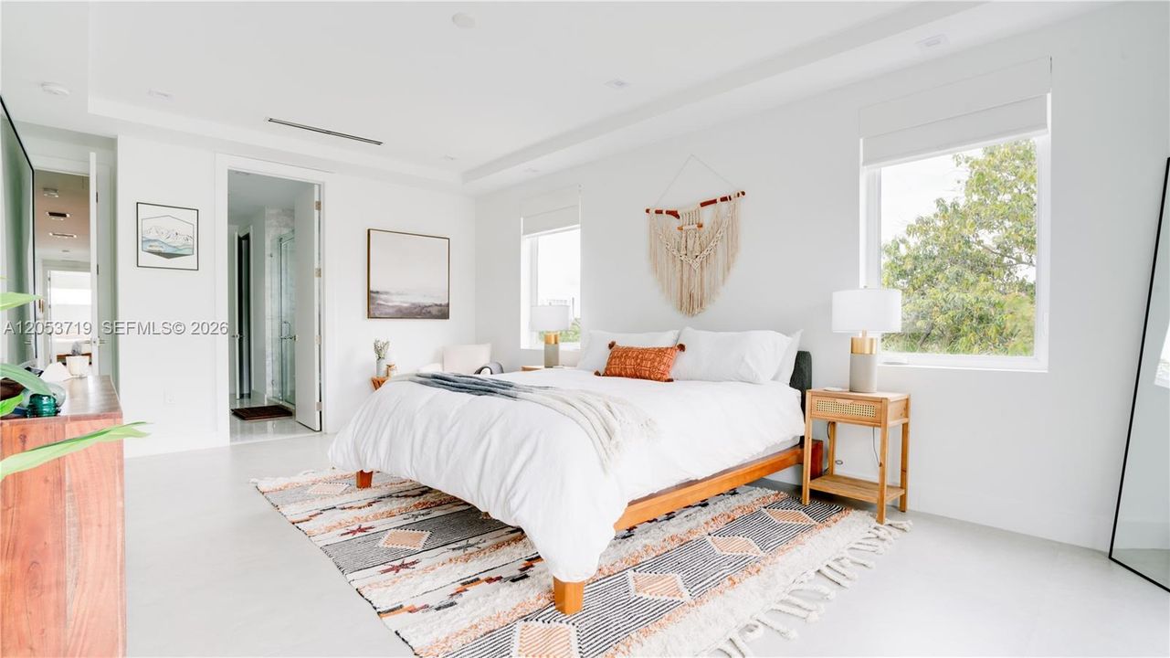 For Rent: $7,000 (3 beds, 4 baths, 5140 Square Feet)
