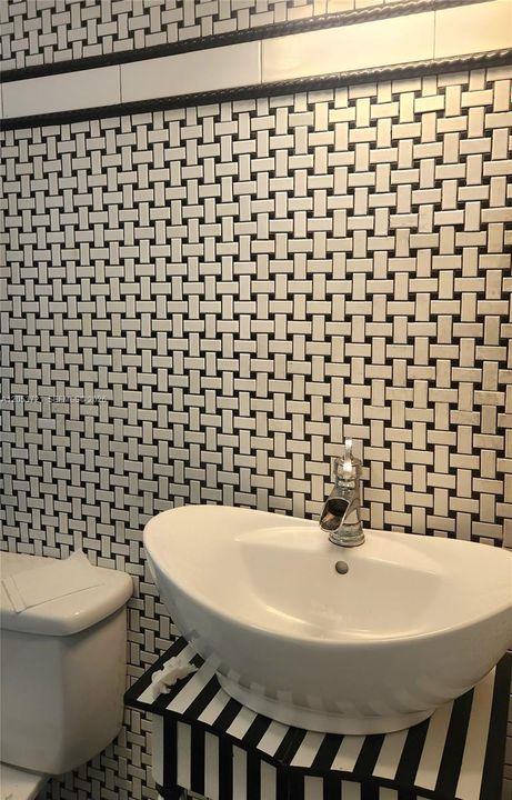 В аренду: $1,800 (1 спален, 1 ванн, 990 Квадратных фут)