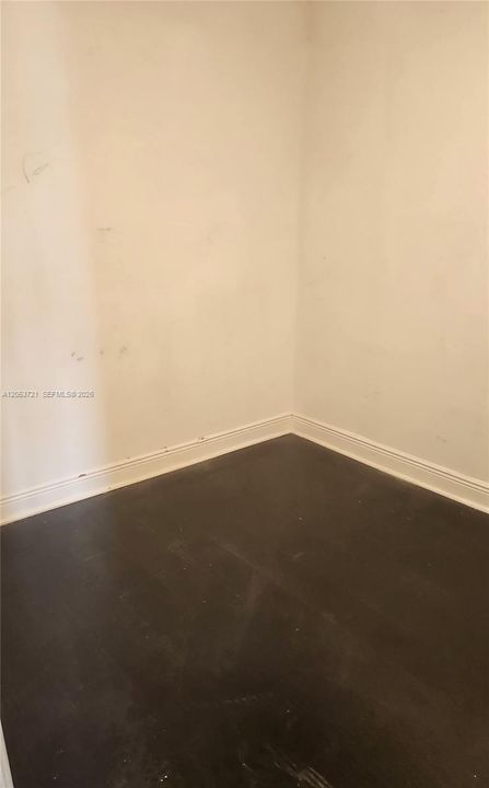 В аренду: $1,800 (1 спален, 1 ванн, 990 Квадратных фут)