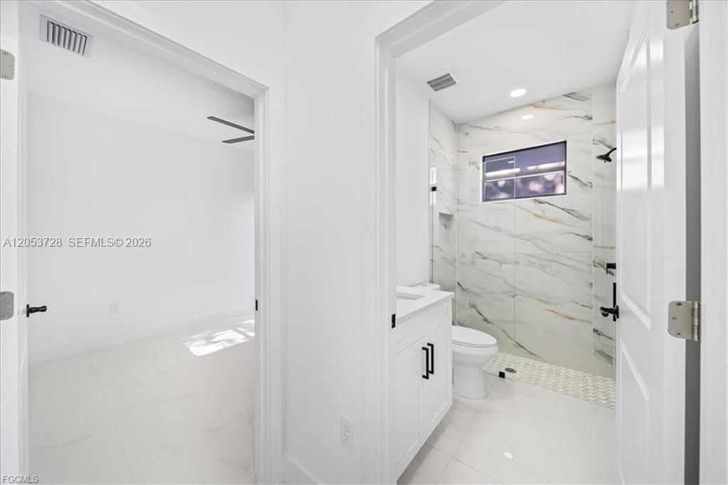En Venta: $269,000 (3 camas, 2 baños, 0 Pies cuadrados)