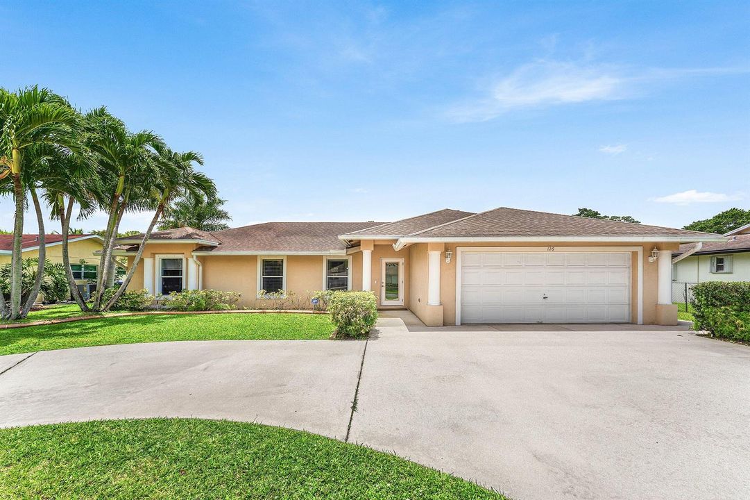 001-126SandpiperAvenue-RoyalPalmBeach-FL