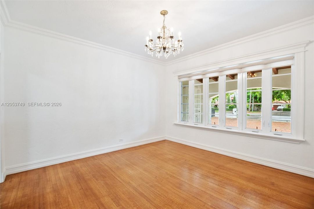 В аренду: $8,500 (4 спален, 3 ванн, 2046 Квадратных фут)