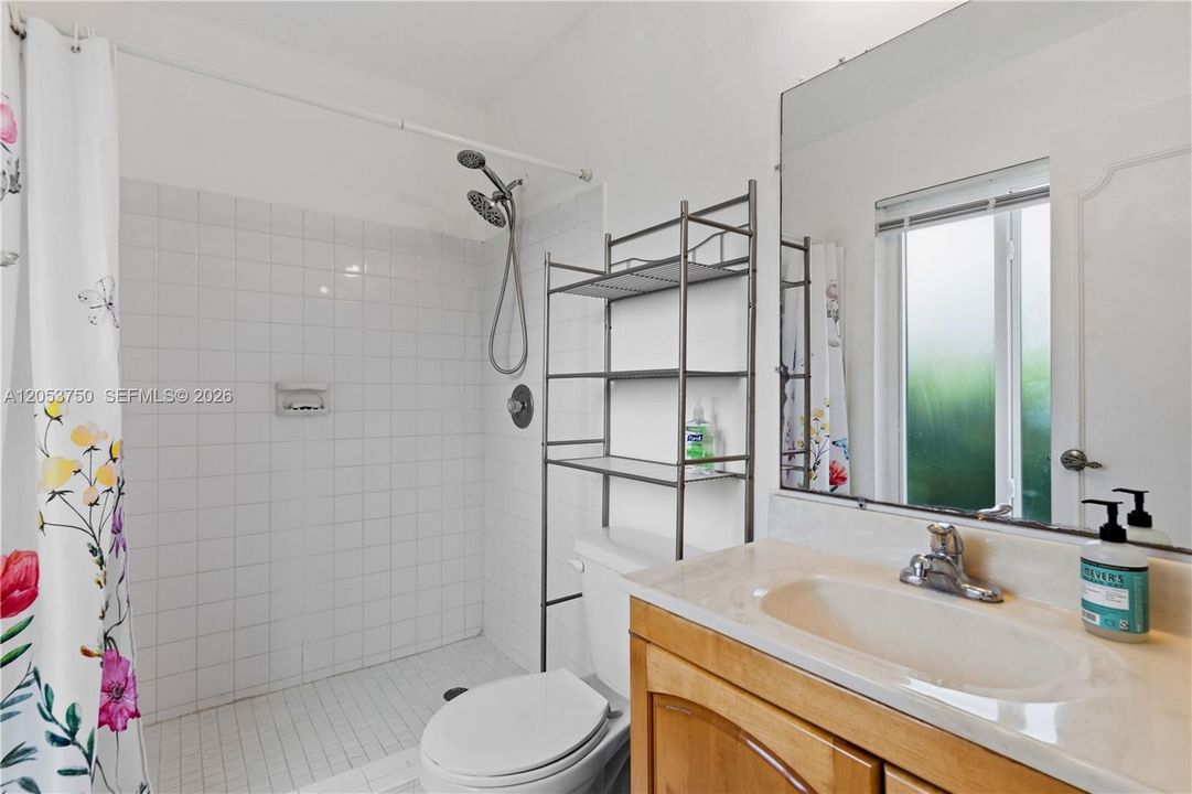 For Sale: $945,000 (4 beds, 3 baths, 2190 Square Feet)