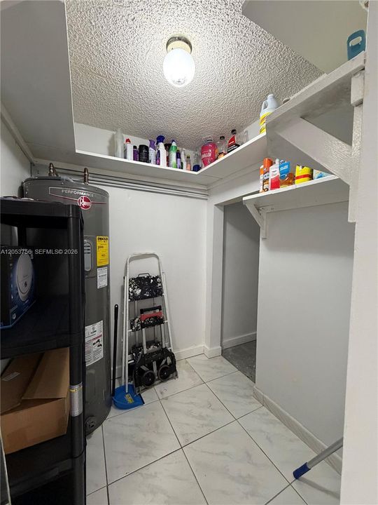 En Renta: $3,100 (3 camas, 2 baños, 1260 Pies cuadrados)