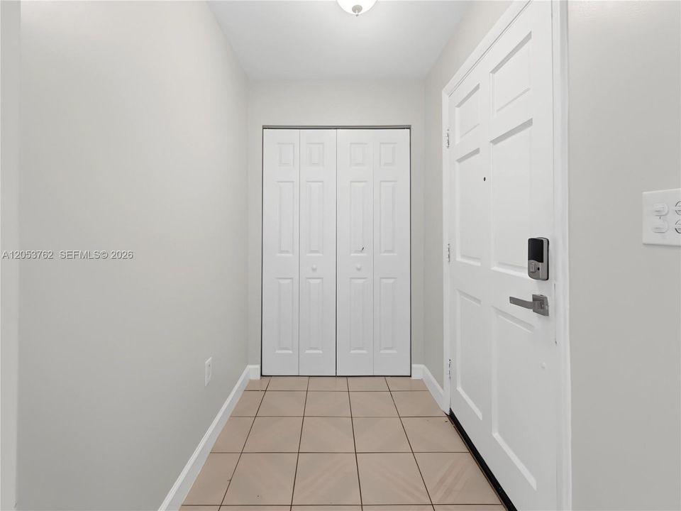 For Rent: $3,000 (3 beds, 2 baths, 1360 Square Feet)