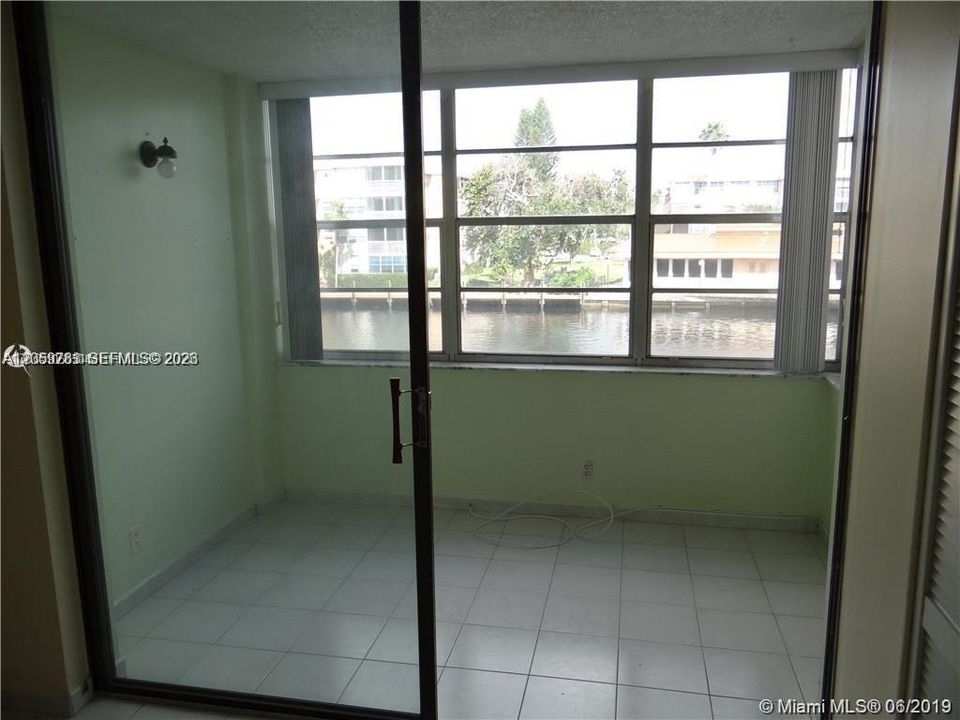 В аренду: $1,950 (1 спален, 1 ванн, 780 Квадратных фут)