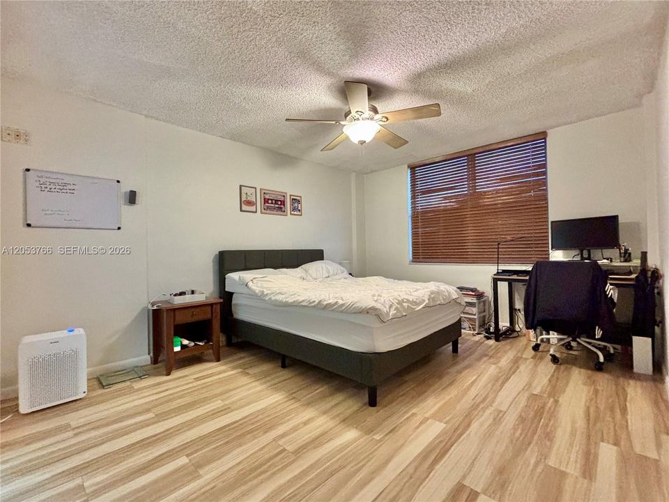 В аренду: $2,350 (2 спален, 2 ванн, 1083 Квадратных фут)