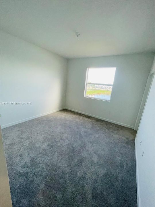 For Rent: $2,990 (4 beds, 2 baths, 1600 Square Feet)