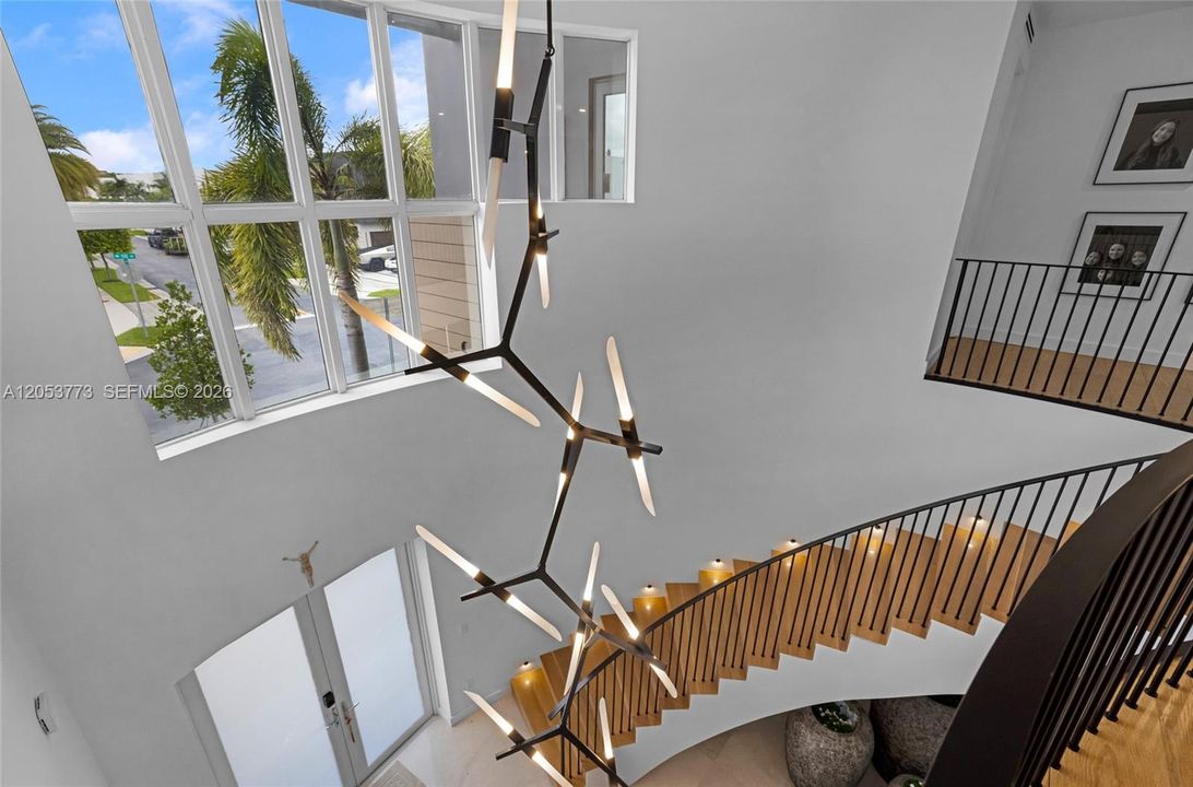 For Sale: $1,850,000 (6 beds, 7 baths, 4306 Square Feet)