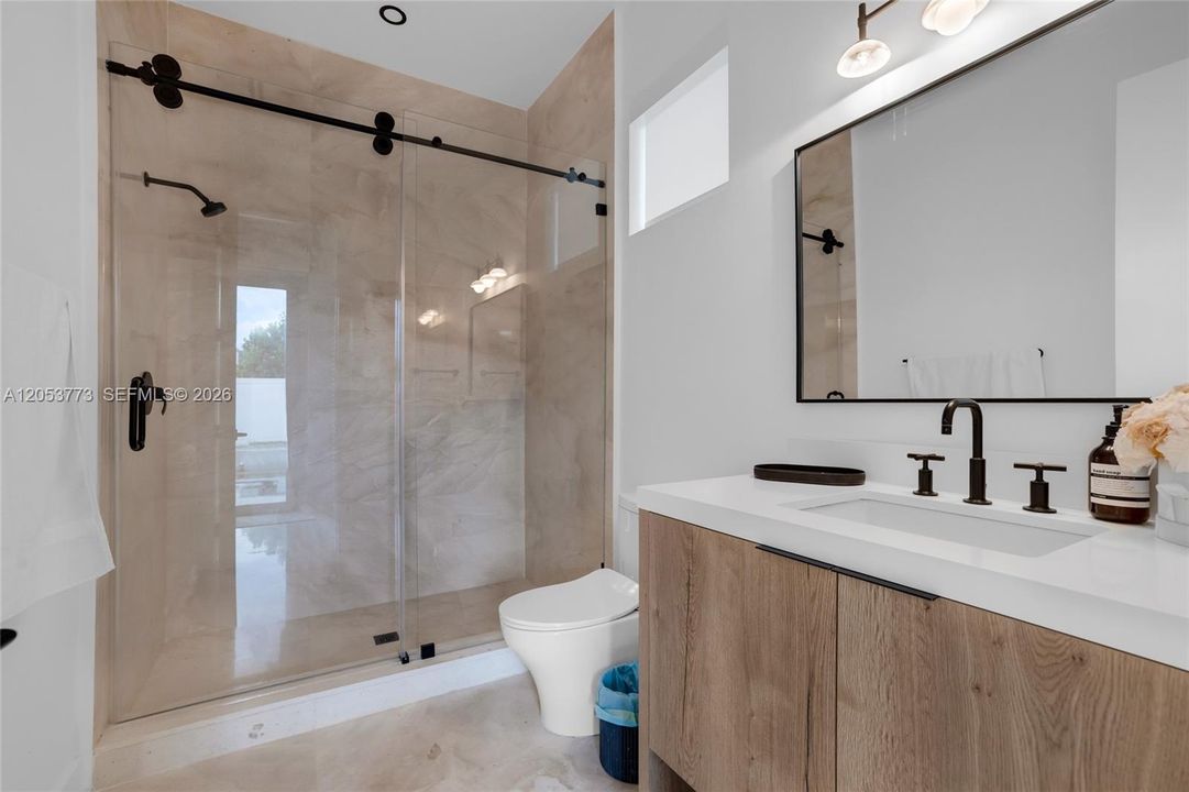For Sale: $1,850,000 (6 beds, 7 baths, 4306 Square Feet)