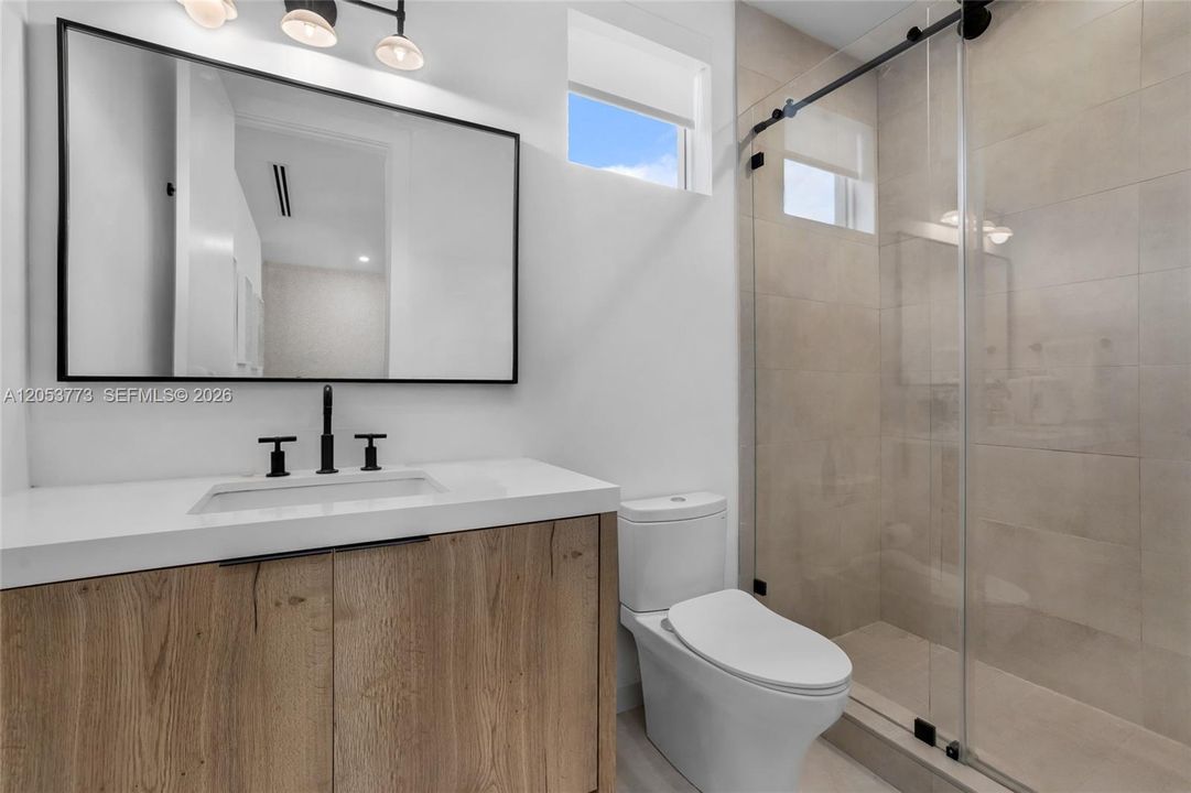 For Sale: $1,850,000 (6 beds, 7 baths, 4306 Square Feet)
