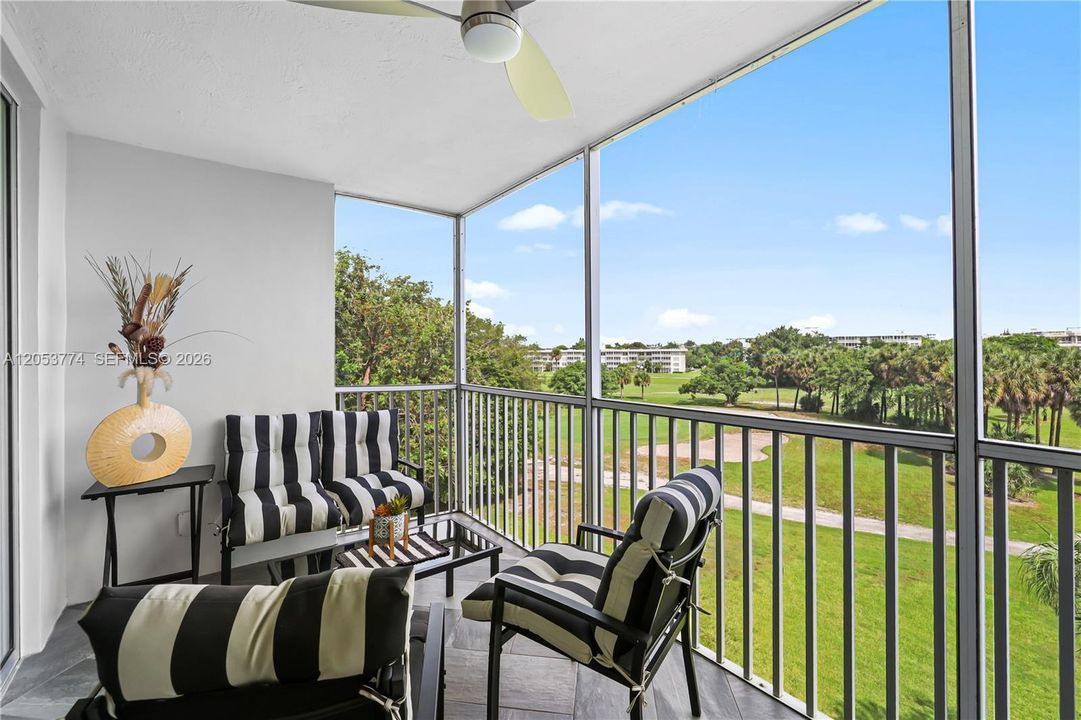 For Sale: $310,000 (3 beds, 2 baths, 1390 Square Feet)