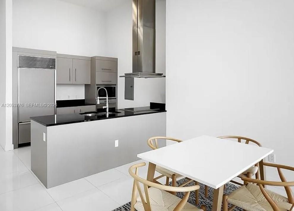 En Venta: $1,000,000 (2 camas, 2 baños, 1320 Pies cuadrados)