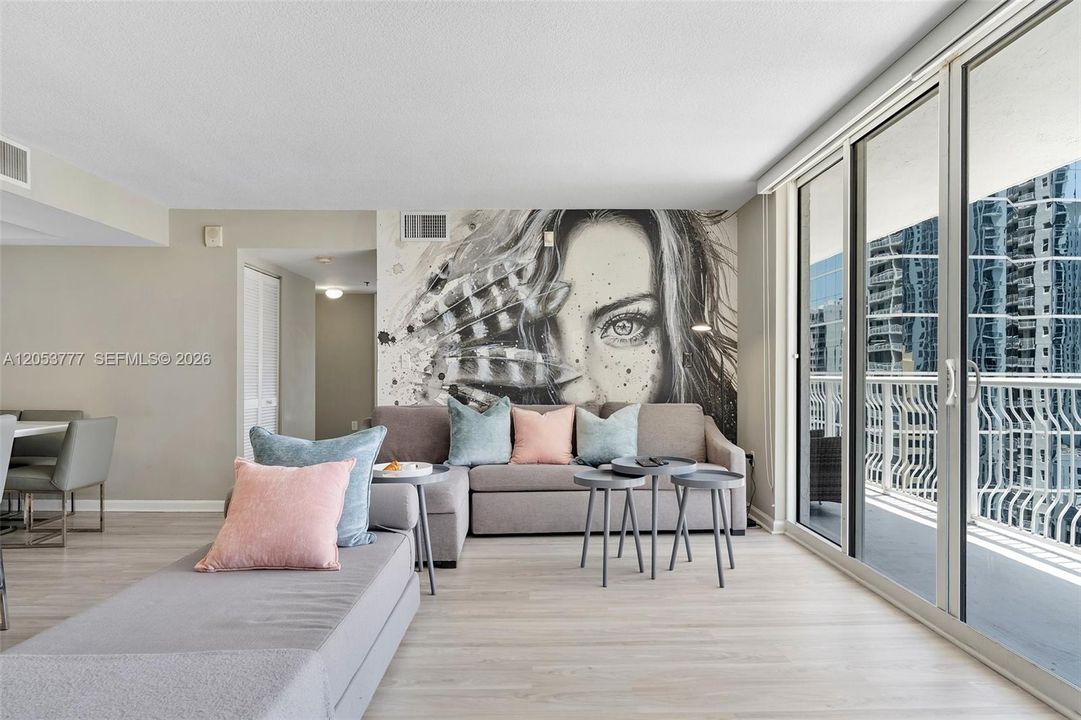 En Venta: $749,990 (2 camas, 2 baños, 1105 Pies cuadrados)