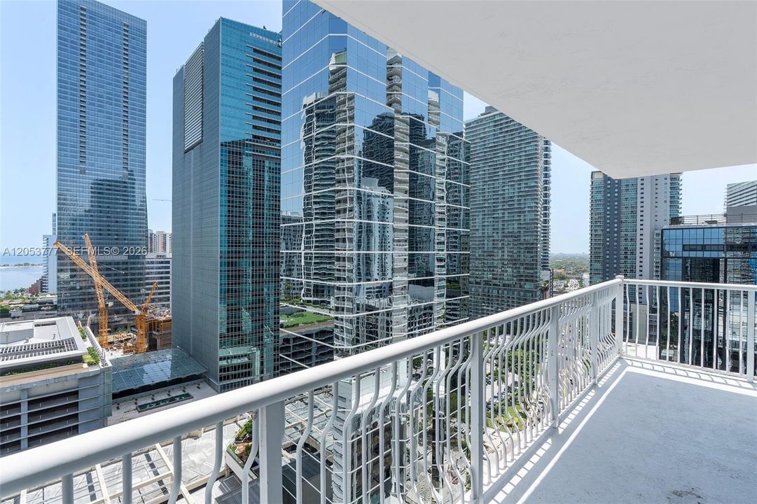 En Venta: $749,990 (2 camas, 2 baños, 1105 Pies cuadrados)