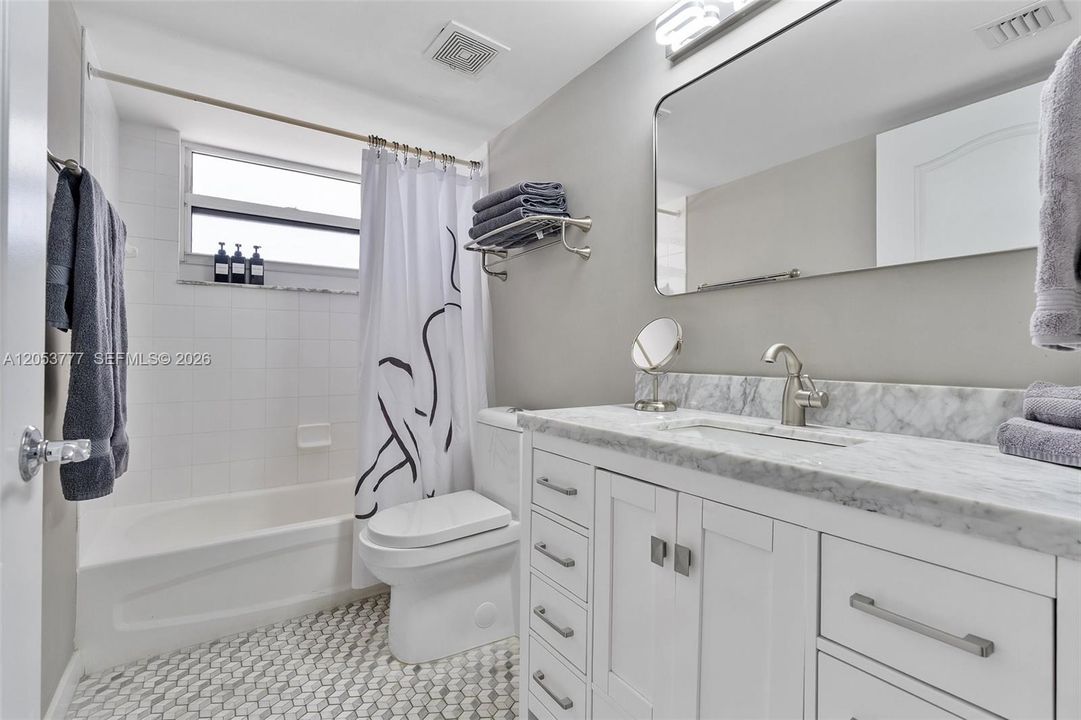 En Venta: $749,990 (2 camas, 2 baños, 1105 Pies cuadrados)