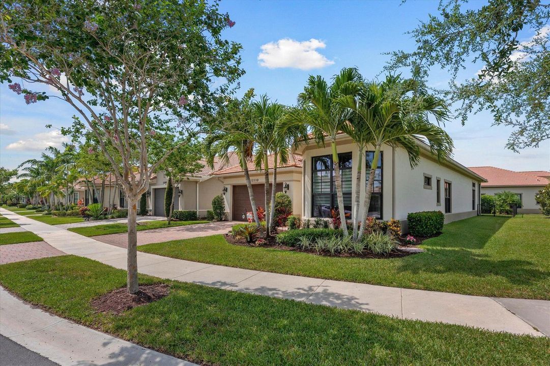 03-12110 Kalmar Cir N, Parkland-3
